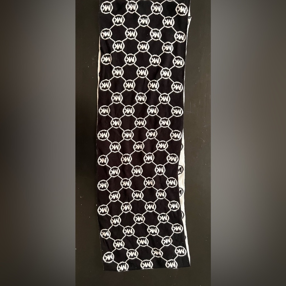 Michael Kors Infinity Scarf